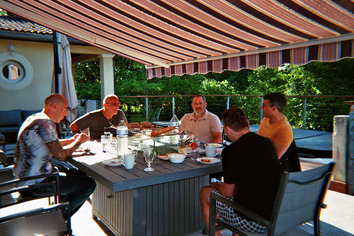 imm022_22